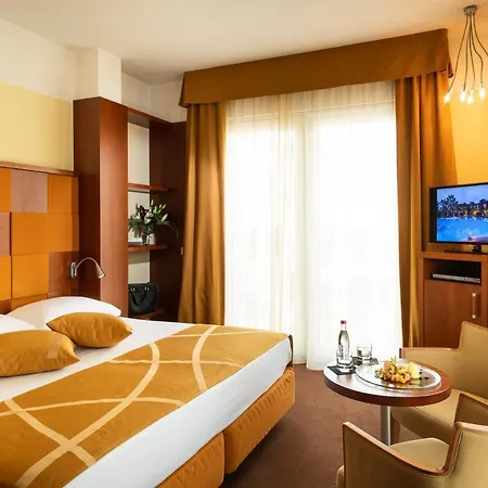 Color Style, Design & Gourmet Hotel