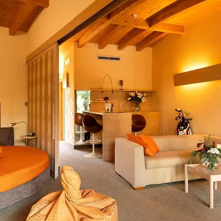 Color Style, Design & Gourmet Hotel
