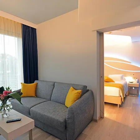 Color Style, Design & Gourmet 4*