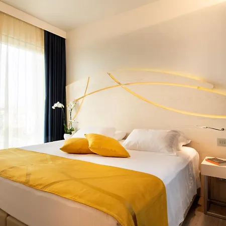 Color Style, Design & Gourmet 4*
