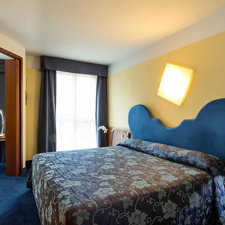 Color Style, Design & Gourmet 4*
